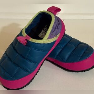 The North Face Thermoball Eco Traction Puffer Tent Mule Slipper Girls Sz 11
